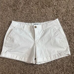 Old‎ Navy White Bermuda Shorts Crisp Cotton Style